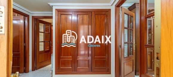 Apartamento de 3 dormitorios en Cáceres, Spain No. 160487 13