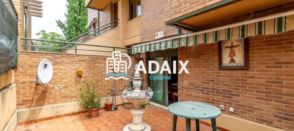 Apartamento de 3 dormitorios en Cáceres, Spain No. 160487 5