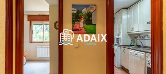 Apartamento de 3 dormitorios en Cáceres, Spain No. 160487 38