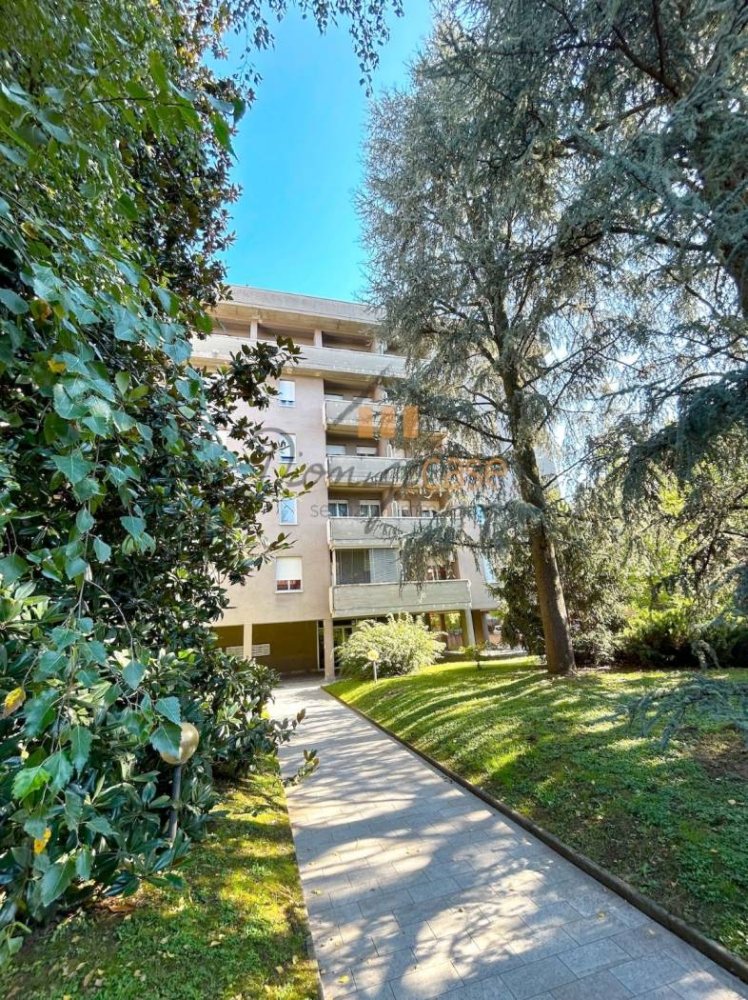 1 bedroom Apartment in Legnano, Italy No. 389038