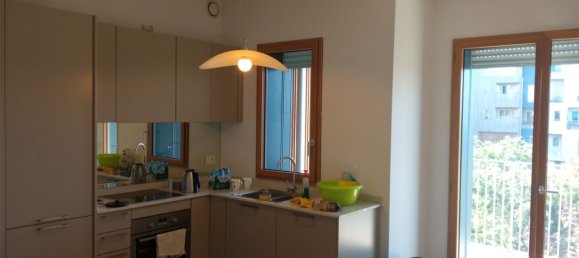 3 bedrooms Apartment in Brescia, Italy No. 335602 25