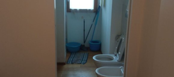 3 bedrooms Apartment in Brescia, Italy No. 335602 9