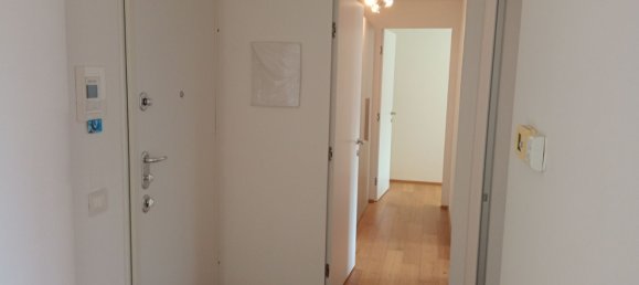 3 bedrooms Apartment in Brescia, Italy No. 335602 7
