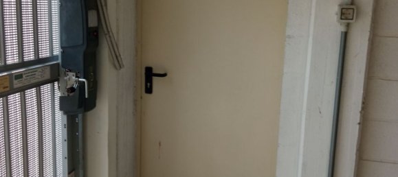 3 bedrooms Apartment in Brescia, Italy No. 335602 2