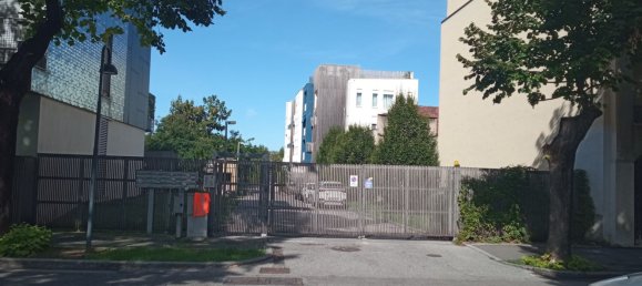 3 bedrooms Apartment in Brescia, Italy No. 335602 28