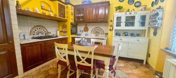 Casa de 5 habitaciónes en Fresonara, Italy No. 8645 6