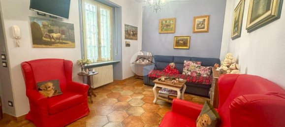 Casa de 5 habitaciónes en Fresonara, Italy No. 8645 10