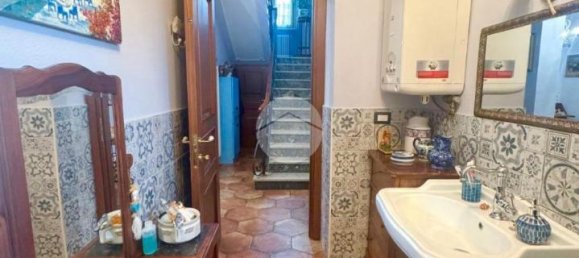 Casa de 5 habitaciónes en Fresonara, Italy No. 8645 8