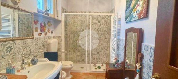 Casa de 5 habitaciónes en Fresonara, Italy No. 8645 15