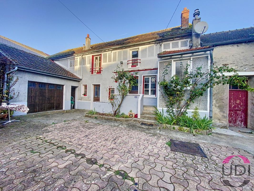 Casa de 2 dormitorios en Itteville, France No. 183531