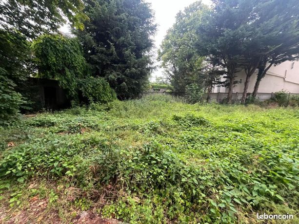  قطعة أرض في Saint-Ouen-l'Aumone, France 347متر مربع رقم 355296