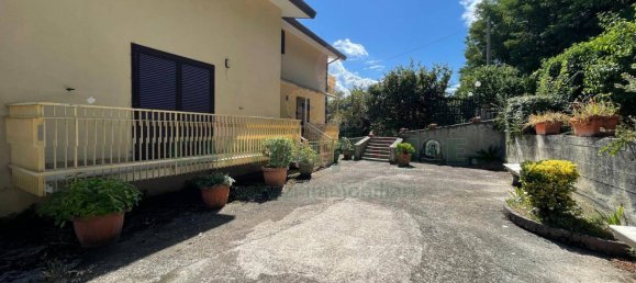 3 bedrooms Apartment in Avellino, Italy No. 290237 18