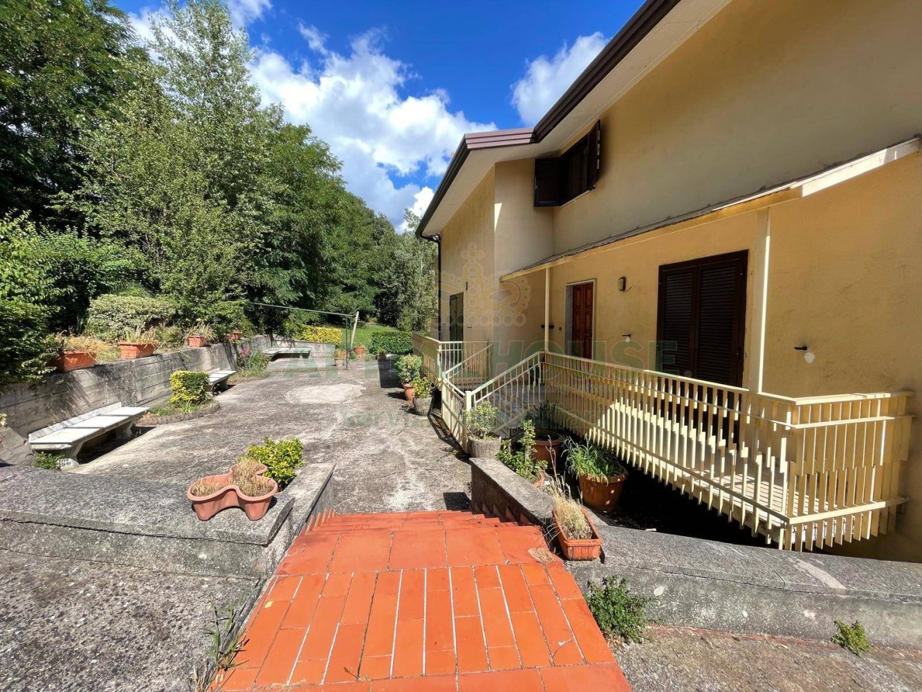 3 bedrooms Apartment in Avellino, Italy No. 290237