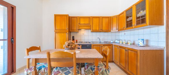 Villa de 4 dormitorios en Siniscola, Italy No. 309189 30