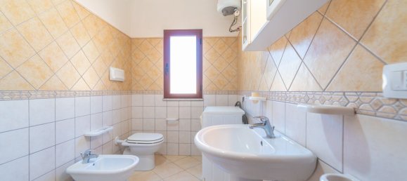 Villa de 4 dormitorios en Siniscola, Italy No. 309189 18