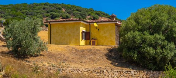 Villa de 4 dormitorios en Siniscola, Italy No. 309189 22