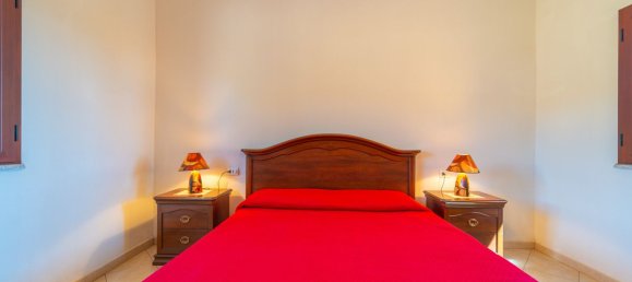 Villa de 4 dormitorios en Siniscola, Italy No. 309189 14