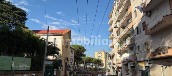 2 bedrooms Apartment in Naples, Italy No. 306004 9