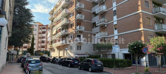2 bedrooms Apartment in Naples, Italy No. 306004 2
