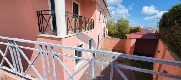 7 bedrooms House in Rio de Mouro, Portugal No. 165936 37