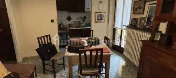 2 bedrooms Apartment in Turin, Italy No. 203827 3