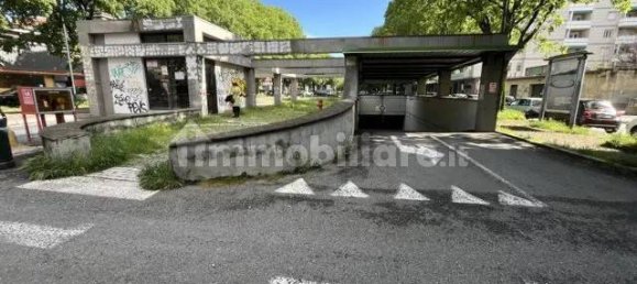 2 bedrooms Apartment in Turin, Italy No. 203827 13