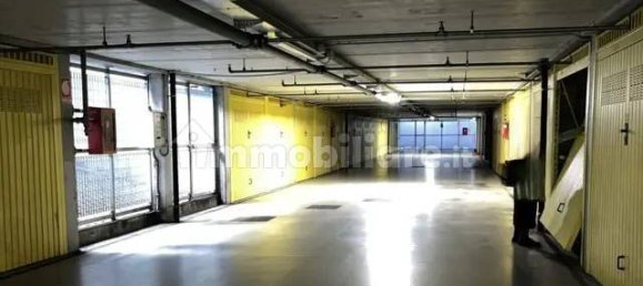 2 bedrooms Apartment in Turin, Italy No. 203827 14