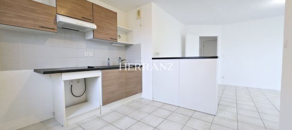 Apartamento de 1 dormitorio en Pineuilh, France No. 99609 4