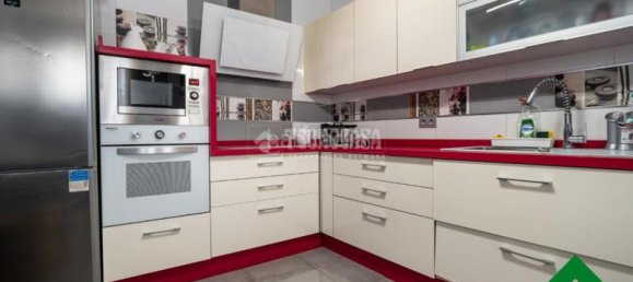 3 bedrooms House in Santa Fe, Spain No. 145961 10