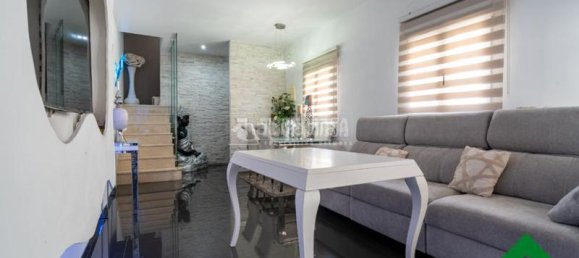 3 bedrooms House in Santa Fe, Spain No. 145961 6