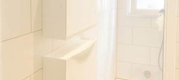 1 bedroom Apartment in Saint-Denis, France No. 313472 3