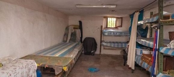 5 bedrooms Apartment in Vairano Patenora, Italy No. 325687 11