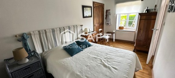 4 bedrooms House in Saulnay, France No. 219610 8