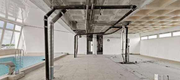 755m² Building in Wilmersdorf, Germany No. 335375 9