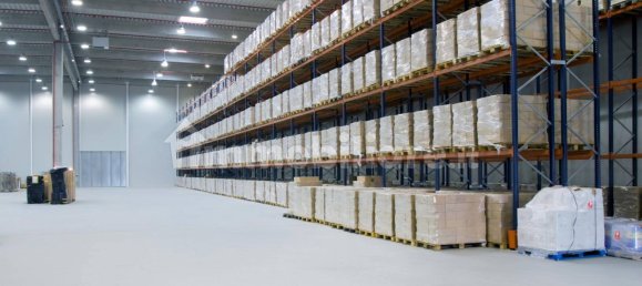 16430m² Land in Venegono Superiore, Italy No. 87631 12