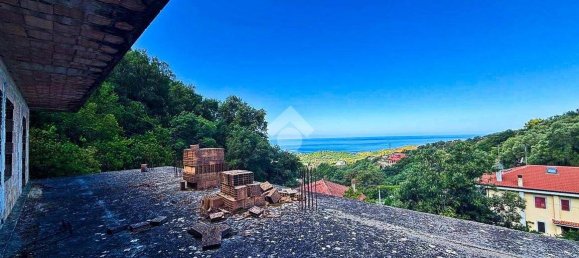 3 bedrooms House in Centola, Italy No. 301426 2