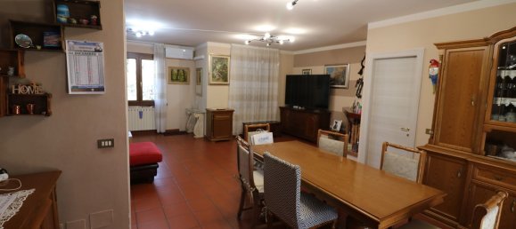 6 rooms House in Massa e Cozzile, Italy No. 91863 27