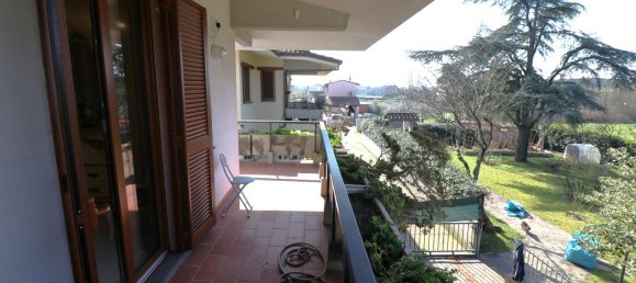 6 rooms House in Massa e Cozzile, Italy No. 91863 13