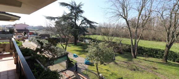 6 rooms House in Massa e Cozzile, Italy No. 91863 14