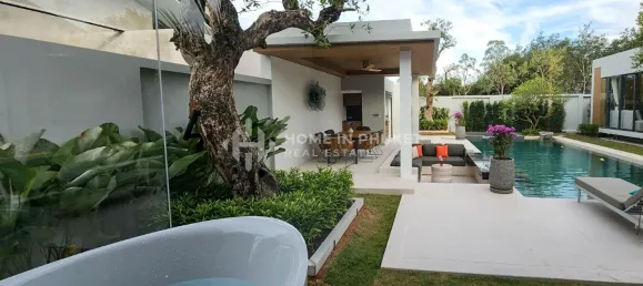 4 bedrooms House for sale in Phuket, Southern Thailand, Thailand № 61158 16