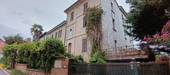 11-Zimmer Villa in Ziano Piacentino, Italy, Nr. 263244 3
