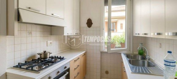 2 bedrooms Apartment in Massa, Italy No. 299401 8