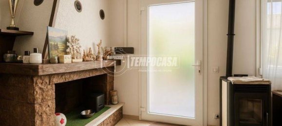 2 bedrooms Apartment in Massa, Italy No. 299401 3