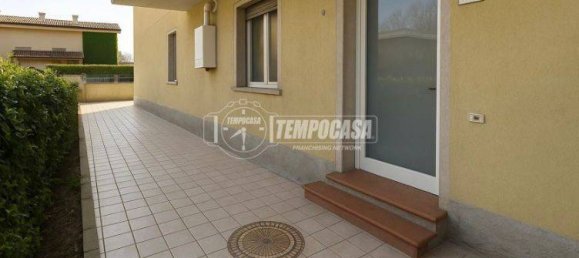 2 bedrooms Apartment in Massa, Italy No. 299401 22