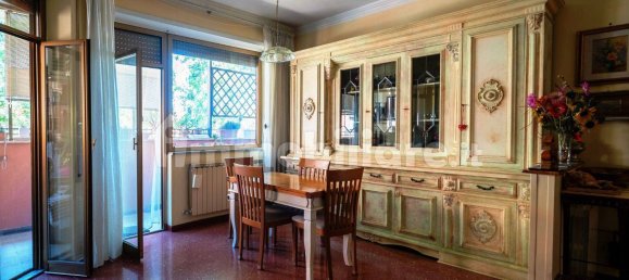 3 bedrooms Apartment in Rome, Italy No. 333638 4