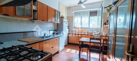 3 bedrooms Apartment in Rome, Italy No. 333638 6