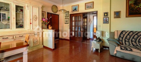 3 bedrooms Apartment in Rome, Italy No. 333638 5