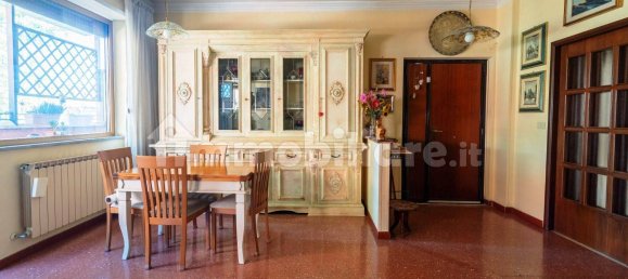 3 bedrooms Apartment in Rome, Italy No. 333638 3