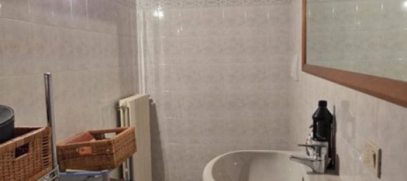 Дом с 4 комнатами в Кастельнуово дель Гарда, Италия № 260494 22