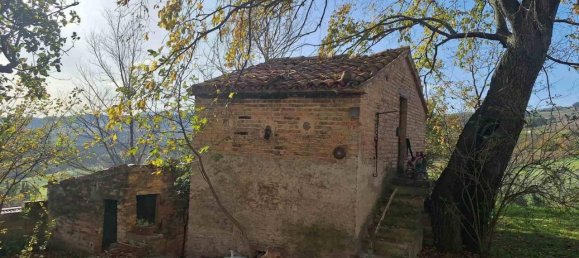 4 rooms House in San Severino Marche, Italy No. 30864 72